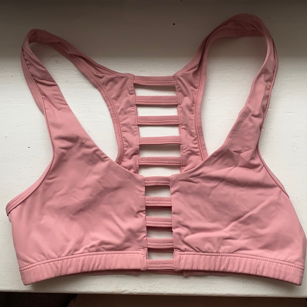 Pink sports bra size small